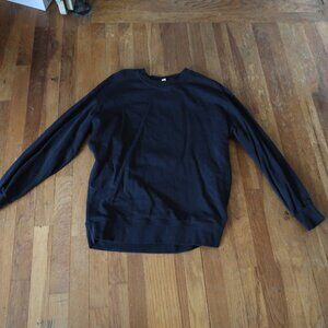 Perfectly Oversized Crew in Size 4 in Black